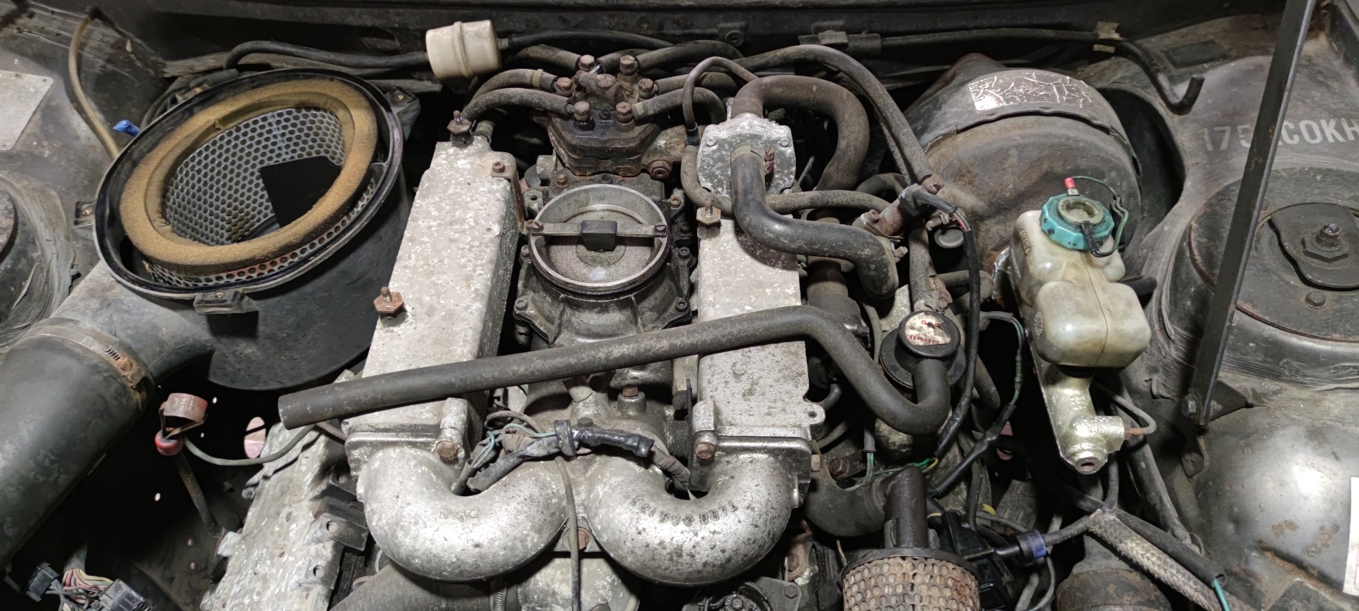 moteur sans filtre à air (85).jpg